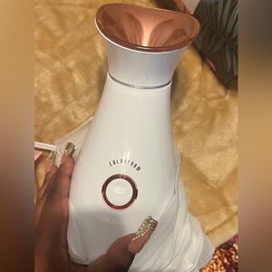 Amazon White and Rose Gold Skincare Steamer
